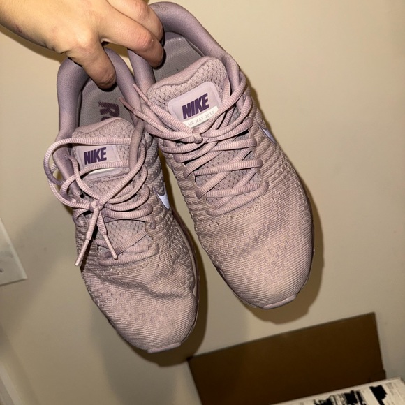 Nike Women's Air Max 2017 Shoes Plum Fog Pro Purple | Size: 9 | Nike - Picture 2 of 4